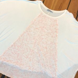 Free-flowing coral and cream top